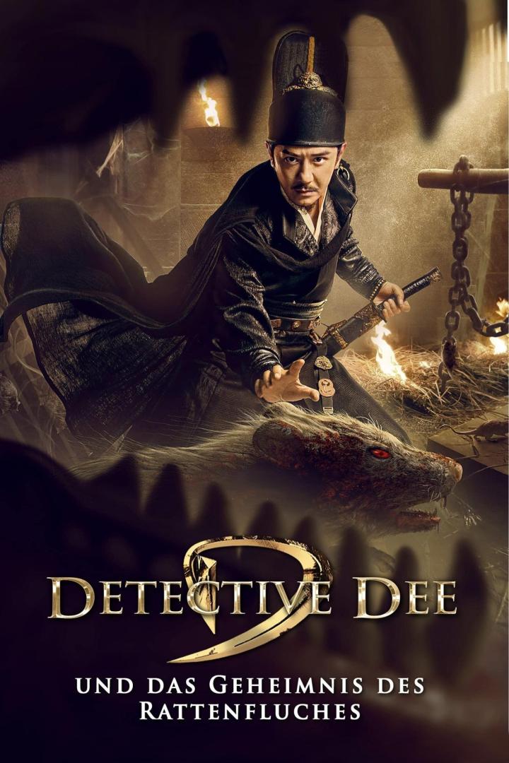 Ein Mann in traditioneller chinesischer Kleidung mit einem Schwert, im Hintergrund das Filmplakat „Detective Dee und das Geheimnis des Rattenfluches“.
