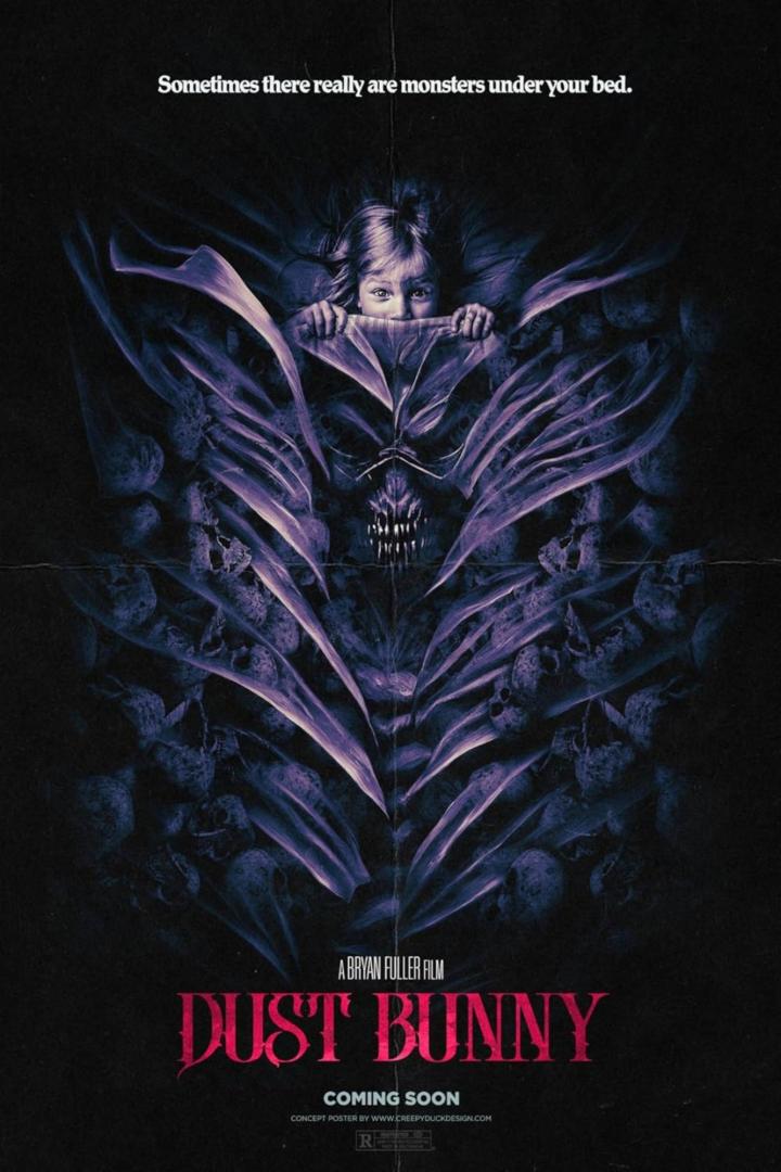 Ein Filmposter für „Dust Bunny“ zeigt ein Kind, das sich vor einem Monster unter dem Bett versteckt.