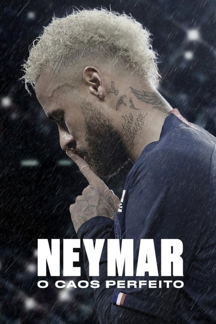Neymar, mit blond gefärbten Haaren, hält den Finger an die Lippen.