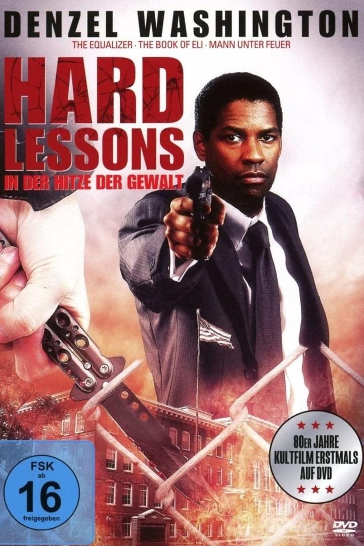 Das Cover des Films „Hard Lessons“ mit Denzel Washington, der eine Waffe hält.