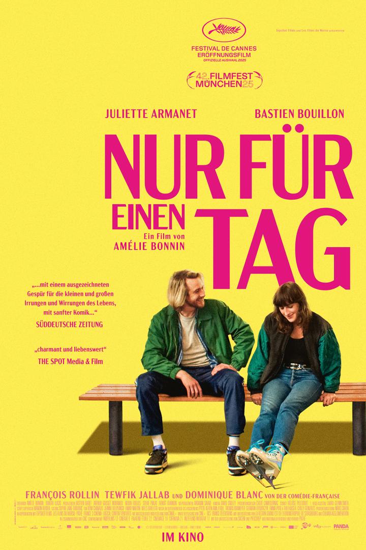 Mann und Frau sitzen auf einer Holzbank auf dem Filmplakat „Nur für einen Tag“.