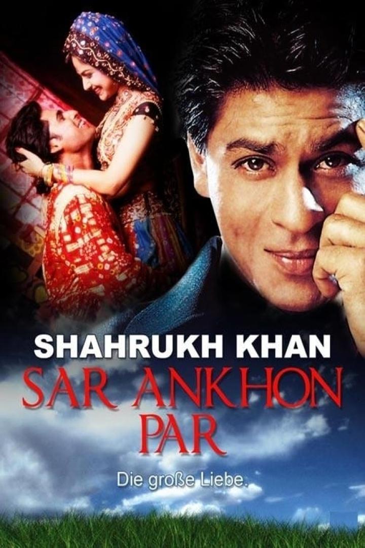 Das Filmplakat für „Sar Ankhon Par“ mit Shah Rukh Khan und einem Paar in traditioneller Kleidung.