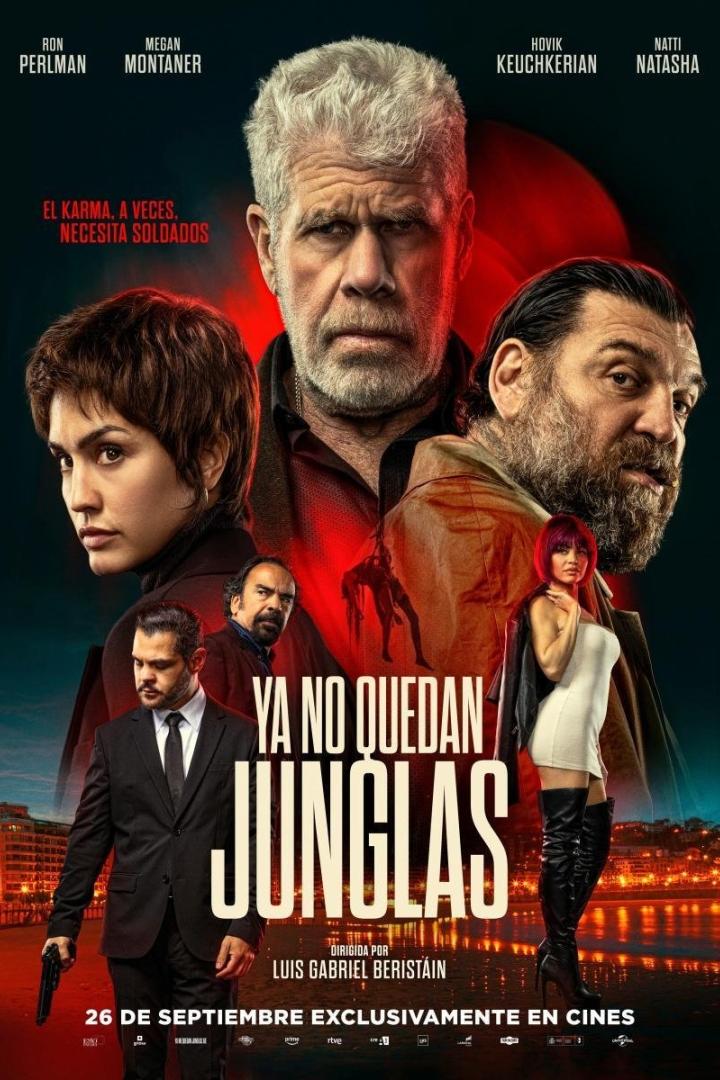 Das Filmplakat für „Ya No Quedan Junglas“ zeigt Ron Perlman und weitere Schauspieler.