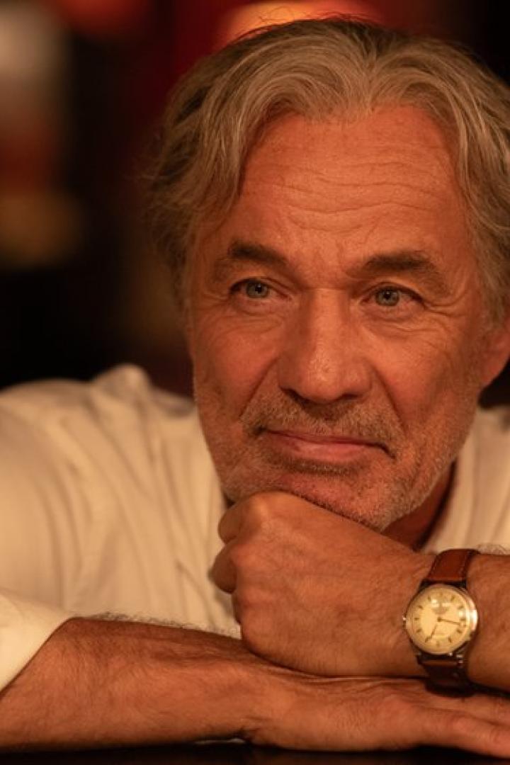 Heiner Lauterbach als verliebter Witwer Walter in seiner Filmrolle