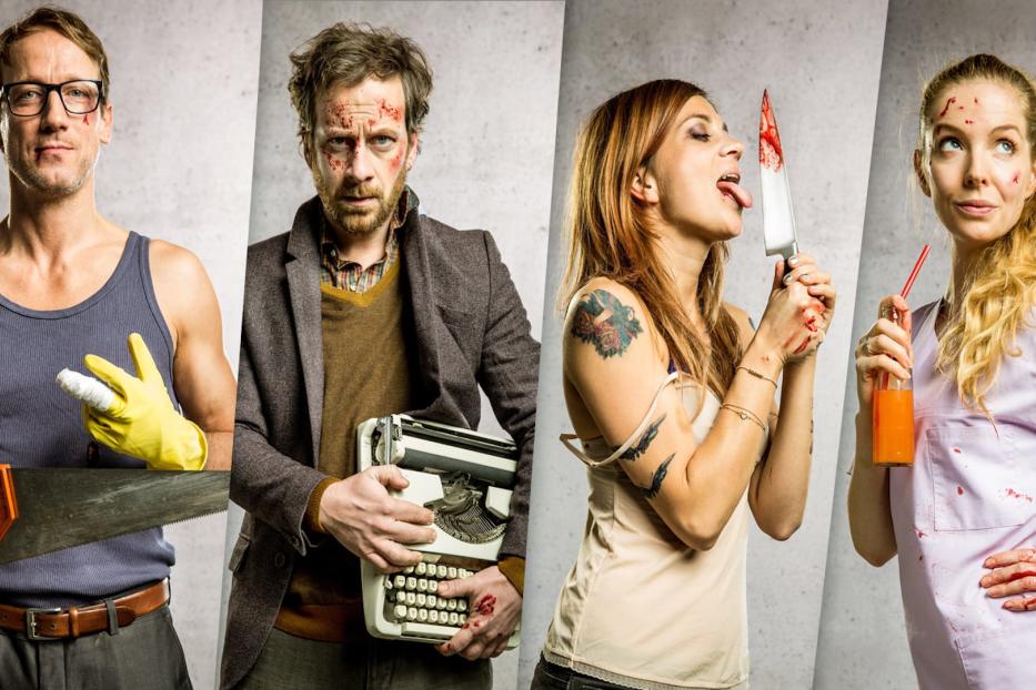 Vier Personen, dargestellt als Handwerker, Schriftsteller, Frau mit Messer und Krankenschwester, alle mit Blutspuren.