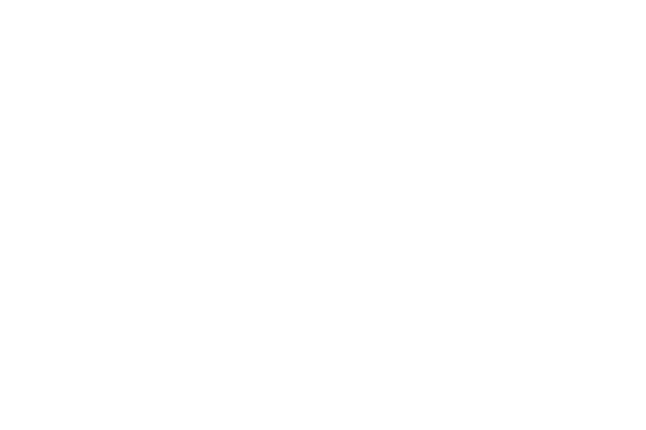 Der Schriftzug „Monaco Franze“ in weißer Schrift auf schwarzem Hintergrund.