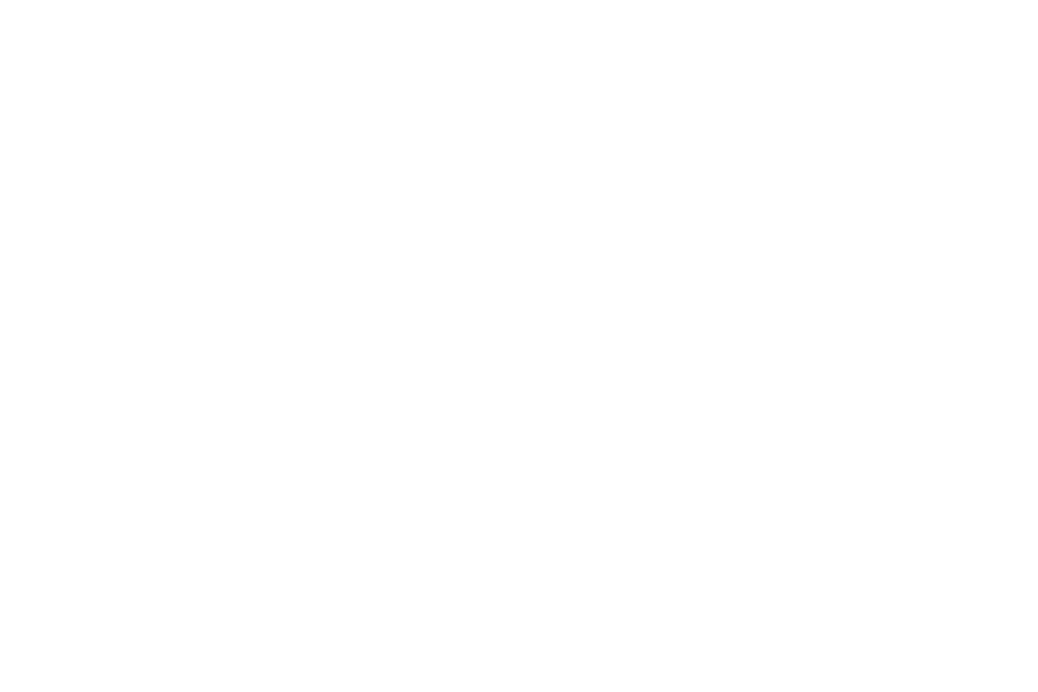 Der Schriftzug „Cassandra“ in weißer Schrift auf schwarzem Hintergrund.