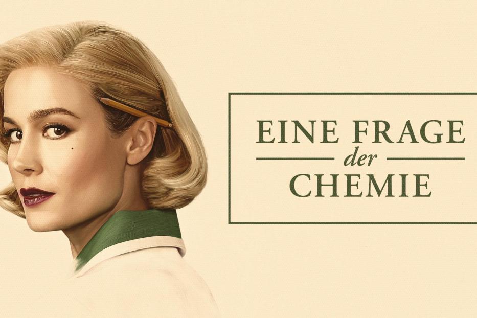 Das Poster für „Eine Frage der Chemie“ zeigt eine Frau mit einem Bleistift im Haar.