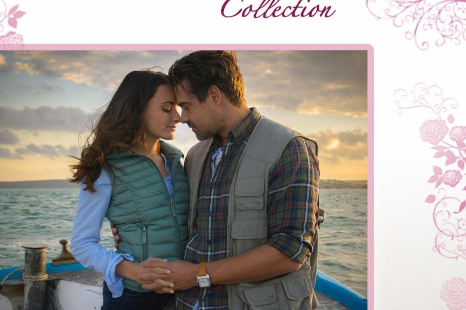 Ein Paar umarmt sich auf einem Boot vor dem Hintergrund eines Sonnenuntergangs.