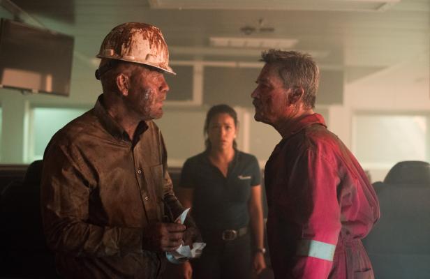 "Deepwater Horizon" auf PULS 4: Die Bohrinsel als Todesfalle