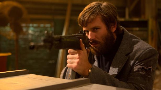 "Free Fire": Hier kommt jede(r) zum Schuss