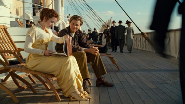 DapdIn this film image released by Paramount Pictures, Leonardo DiCaprio and Kate Winslet, left, are shown in a scene from the 3-D version of James Cameronís romantic epic "Titanic." (Foto:Paramount Pictures/AP/dapd)