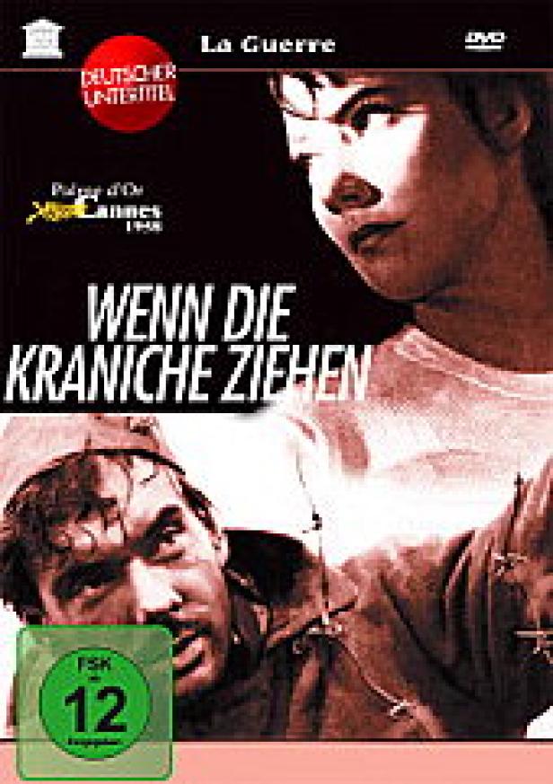 Das Cover des Films „Wenn die Kraniche ziehen“ zeigt zwei Personen vor einem roten Hintergrund.