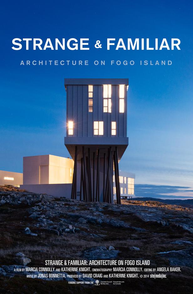 Das Fogo Island Inn, ein modernes Hotel auf Stelzen, bei Dämmerung.