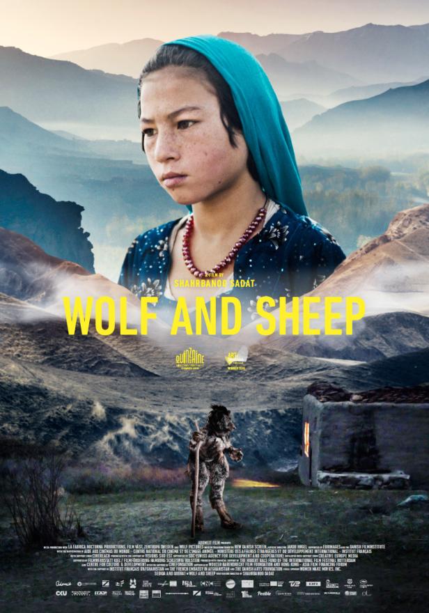 Das Filmplakat zu „Wolf and Sheep“ zeigt ein junges Mädchen vor einer Berglandschaft.