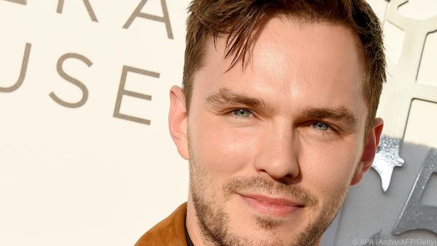 Nicholas Hoult in den Teilen sieben und acht zu sehen