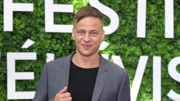 Tom Wlaschiha spielt in der Serie eine der Hauptrollen