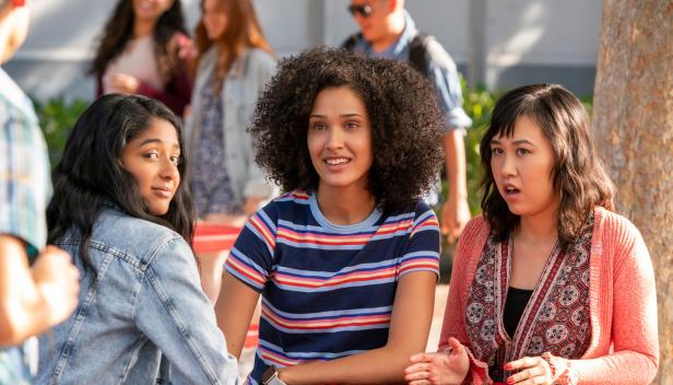 „Never have I ever“: Chaotischer High School Alltag auf Netflix