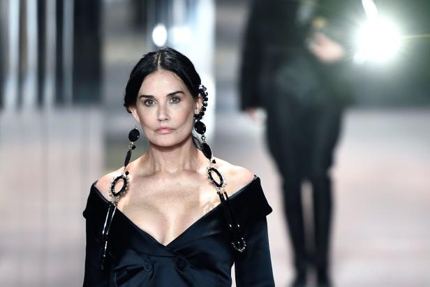 FASHION-FRANCE-WOMEN-FENDI