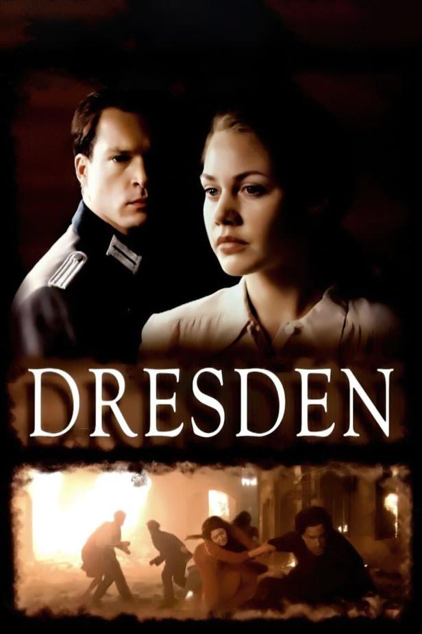 Das Filmplakat für „Dresden“ zeigt ein Paar vor dem Hintergrund der brennenden Stadt.