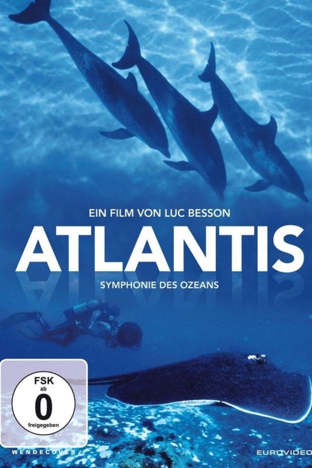 Das Cover des Films „Atlantis“ von Luc Besson zeigt Delfine und einen Taucher unter Wasser.