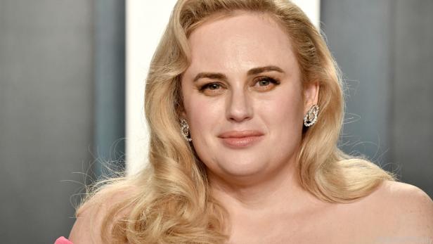 Rebel Wilson freut sich auf Baftas ganz ohne Corona