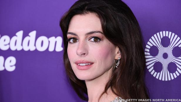 Anne Hathaway weiß genau, wer sie ist Anne Hathaway weiß genau, wer sie ist