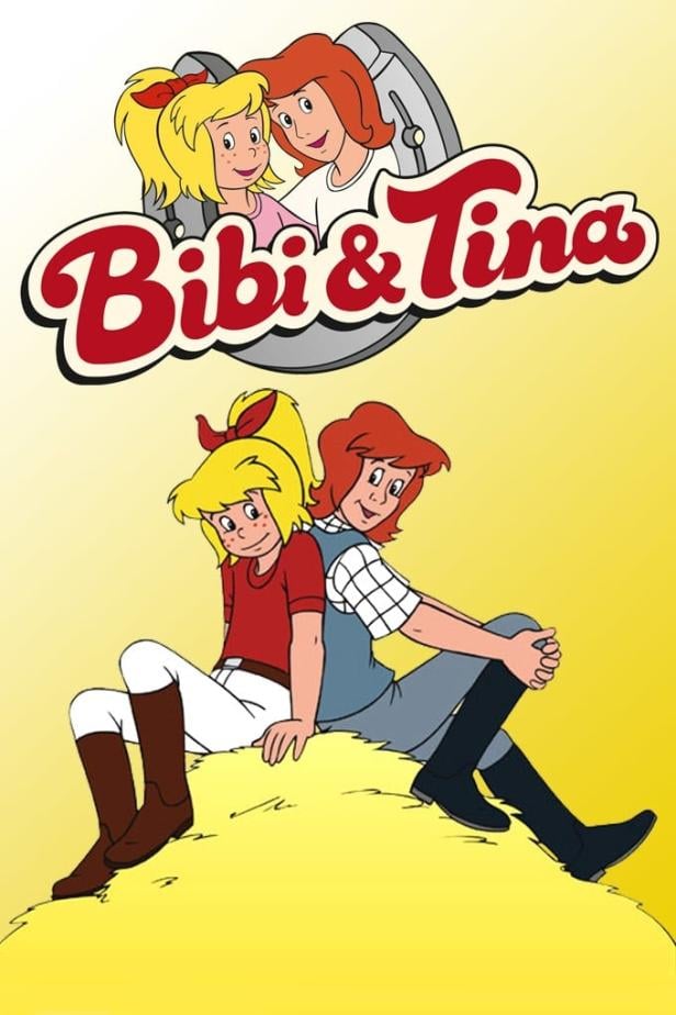 Das Titelbild der Zeichentrickserie „Bibi & Tina“ zeigt die beiden Mädchen auf einem Heuballen sitzend.