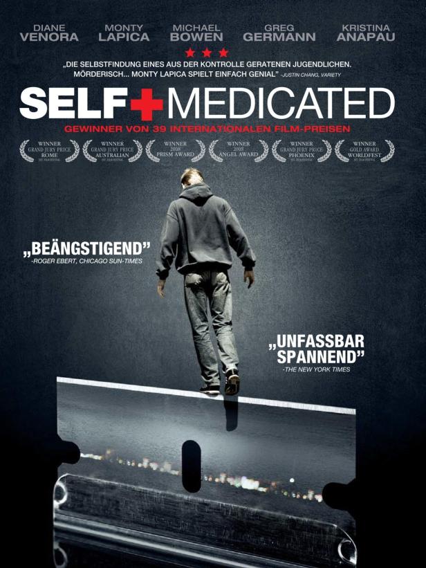 Das Filmplakat für „Self Medicated“ zeigt einen Jugendlichen, der auf einer Rasierklinge balanciert.