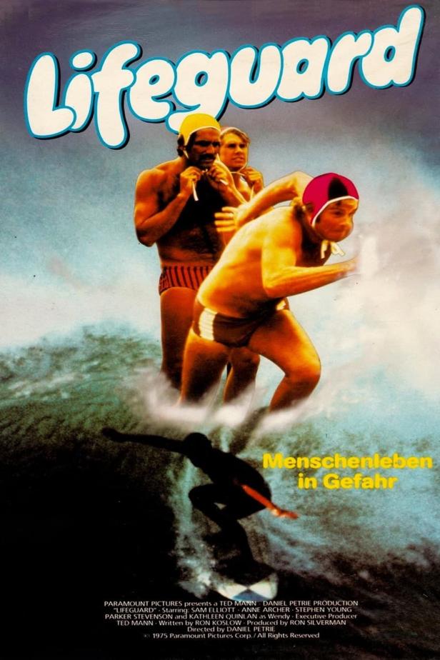 Das Filmplakat für „Lifeguard – Menschenleben in Gefahr“ zeigt Rettungsschwimmer und einen Surfer.