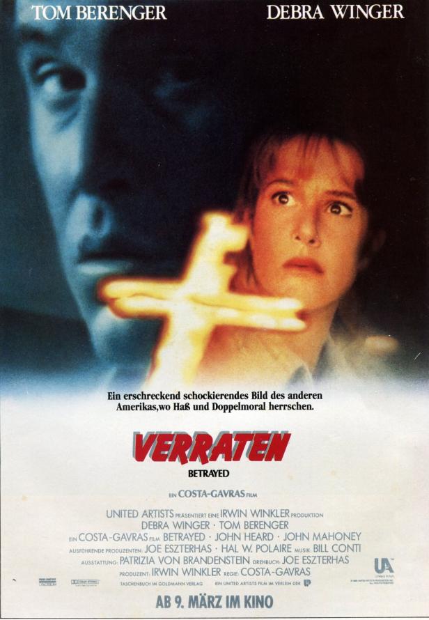 Das Filmplakat für „Verraten“ mit Debra Winger und Tom Berenger.