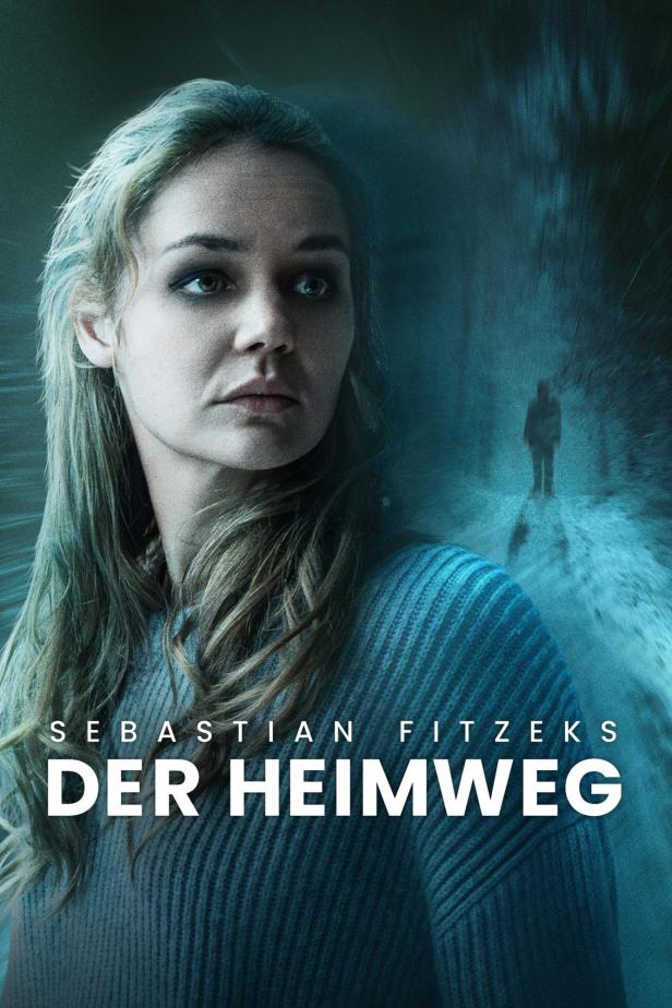 Das Cover des Buches „Der Heimweg“ von Sebastian Fitzek zeigt eine Frau und eine verschneite Straße.