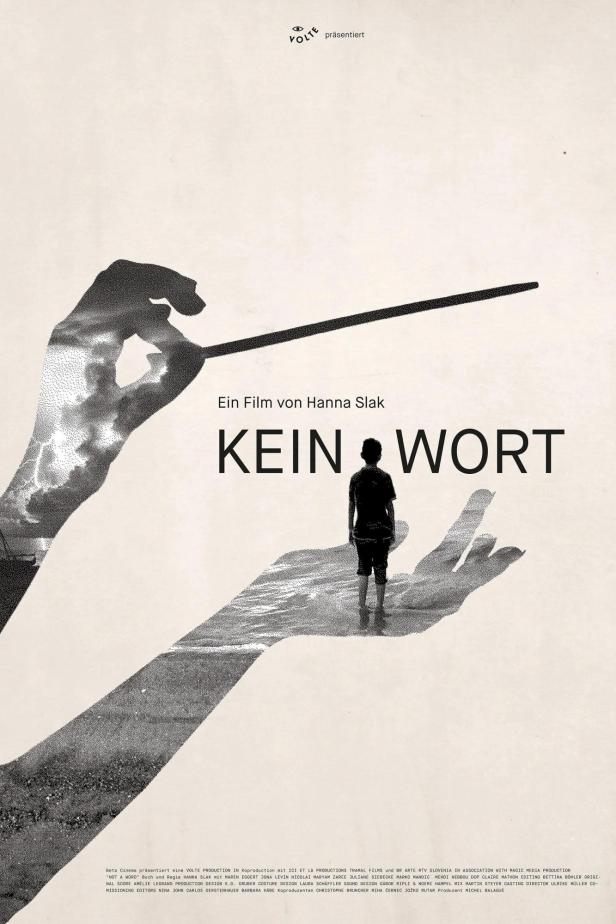 Filmposter für „Kein Wort“ von Hanna Slak mit einer surrealen Strandszene.