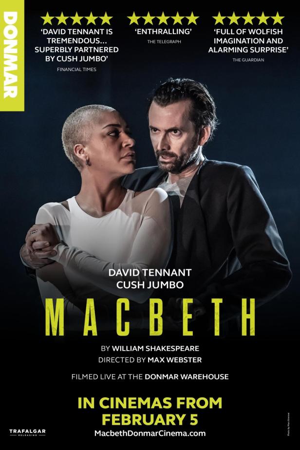 Ein Werbeplakat für „Macbeth“ mit David Tennant und Cush Jumbo in den Hauptrollen.