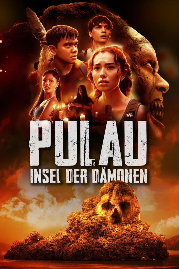 Das Filmplakat für „Pulau: Insel der Dämonen“ zeigt eine Gruppe junger Leute und eine dämonische Gestalt vor einer Schädelinsel.