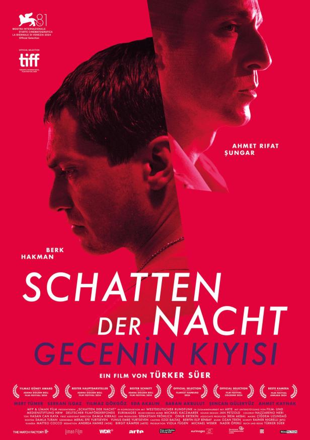 Das Filmplakat für „Schatten der Nacht“ zeigt die Gesichter der Schauspieler Berk Hakman und Ahmet Rifat Şungar.