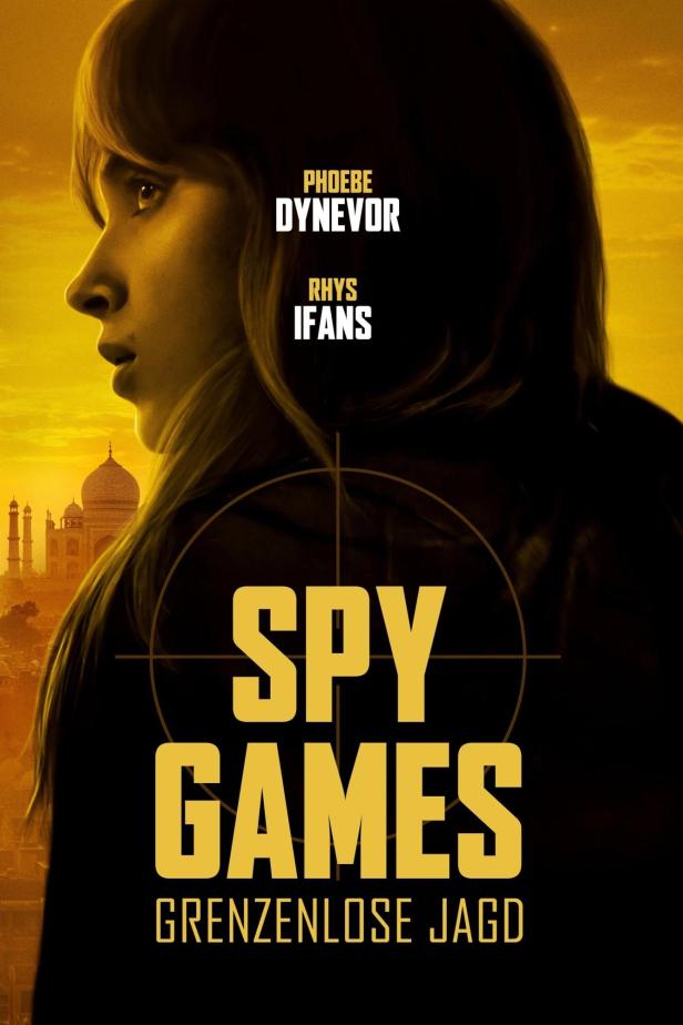 Das Filmplakat für „Spy Games: Grenzenlose Jagd“ zeigt Phoebe Dynevor vor dem Hintergrund des Taj Mahal.