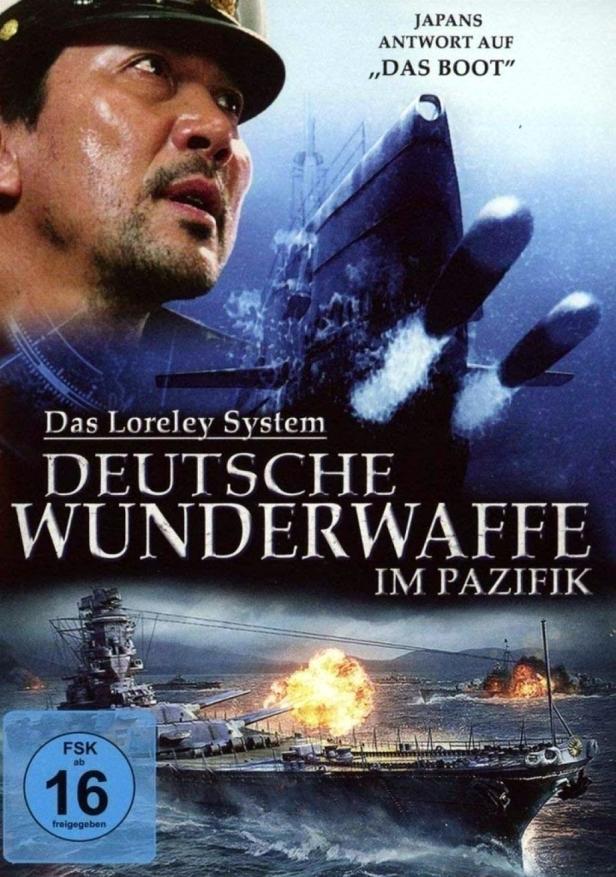 Das Filmplakat für „Deutsche Wunderwaffe im Pazifik“ zeigt einen japanischen Marineoffizier und Kriegsschiffe im Pazifik.