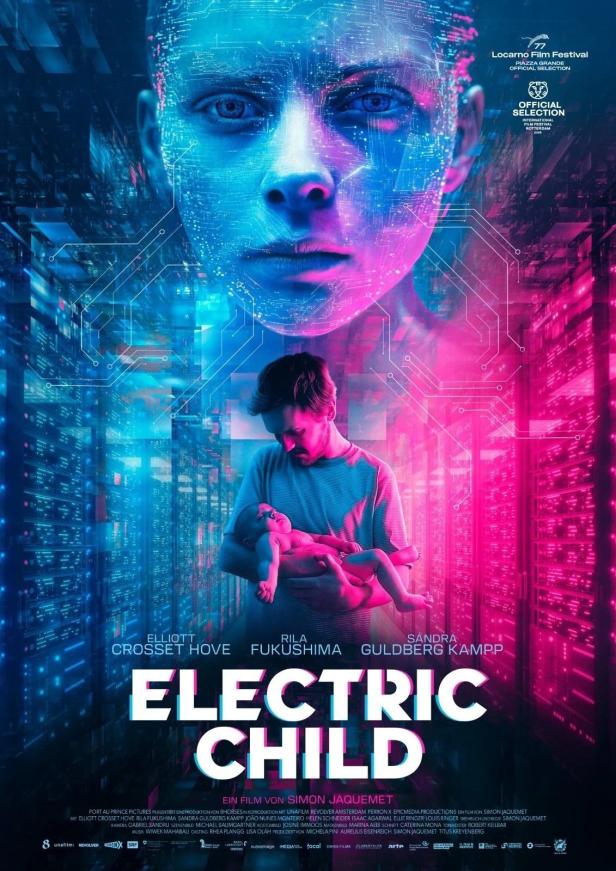 Das Filmplakat für „Electric Child“ zeigt einen Mann mit Baby vor einem futuristischen, digitalen Hintergrund.