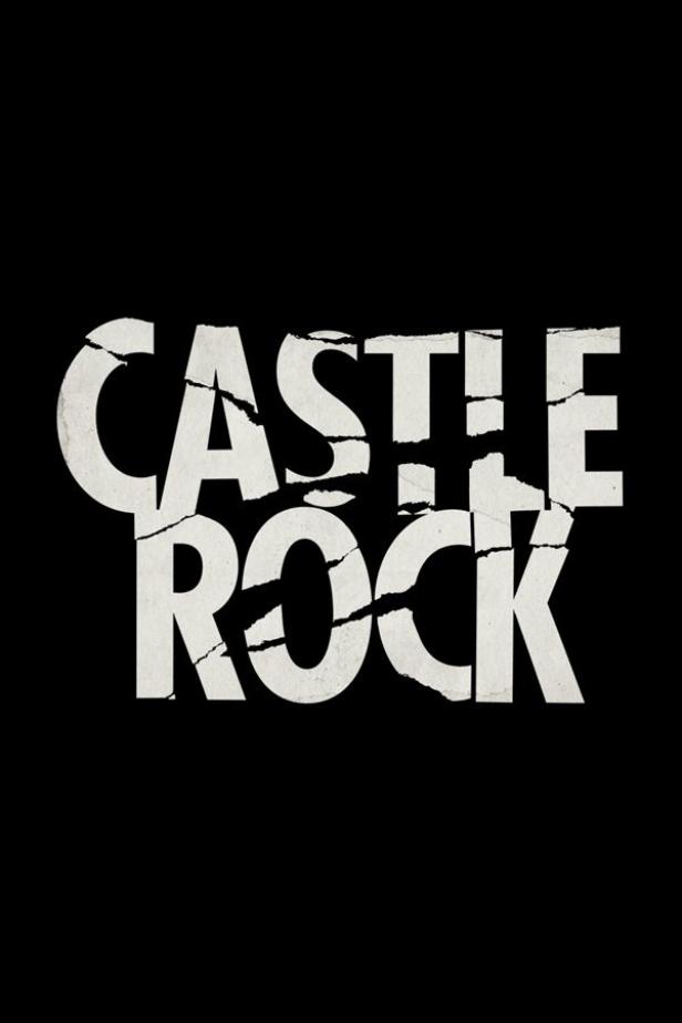 Das Logo der Fernsehserie „Castle Rock“ vor schwarzem Hintergrund.