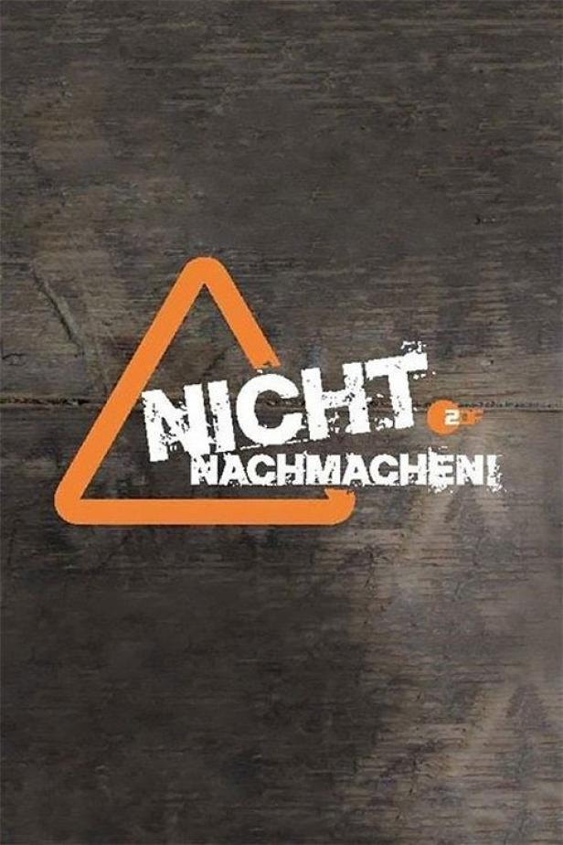 Das Logo der ZDF-Sendung „Nicht nachmachen!“ auf dunklem Hintergrund.