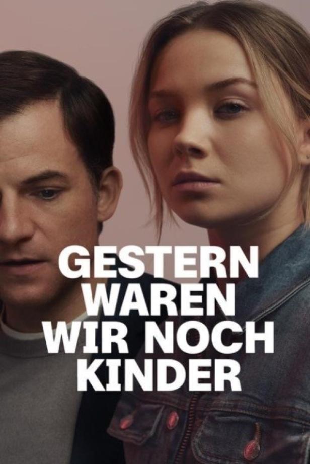 Das Filmplakat für „Gestern waren wir noch Kinder“ zeigt einen Mann und eine junge Frau.