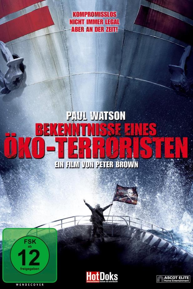 Das Filmplakat für „Bekenntnisse eines Öko-Terroristen“ mit Paul Watson zeigt eine Person mit Totenkopfflagge auf einem Schiff.