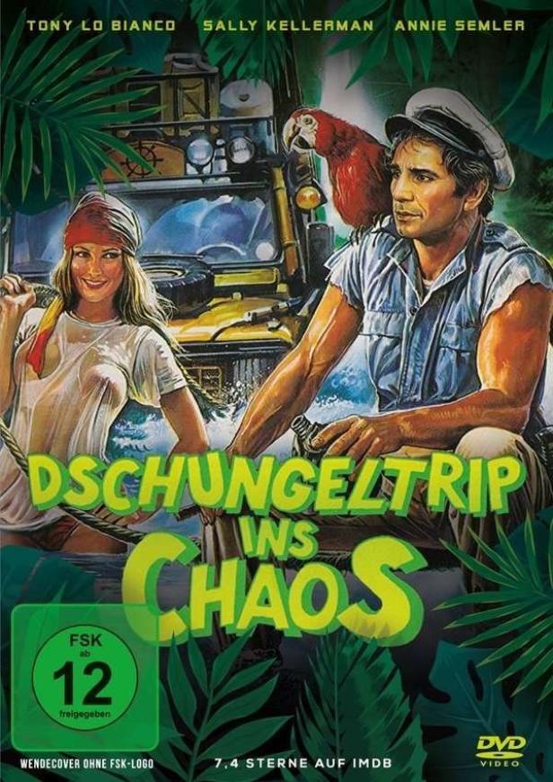 Das Cover des Films „Dschungeltrip ins Chaos“ zeigt zwei Personen und einen Papagei vor einem Dschungel-Jeep.