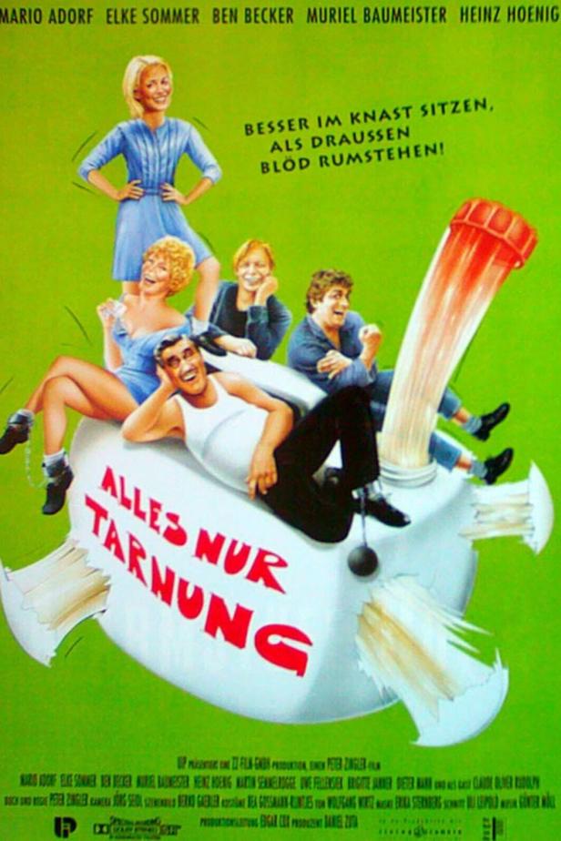 Das Filmplakat für „Alles nur Tarnung“ mit Mario Adorf, Elke Sommer und Ben Becker.