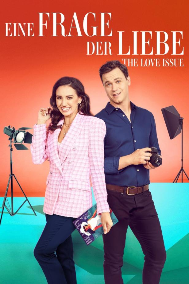 Das Filmplakat für „Eine Frage der Liebe: The Love Issue“ zeigt eine Frau und einen Mann im Fotostudio.