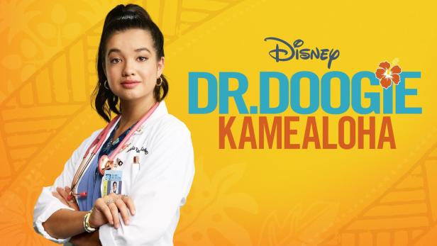Werbeplakat für die Disney-Serie „Dr. Doogie Kamealoha“ mit Peyton Elizabeth Lee als Ärztin.