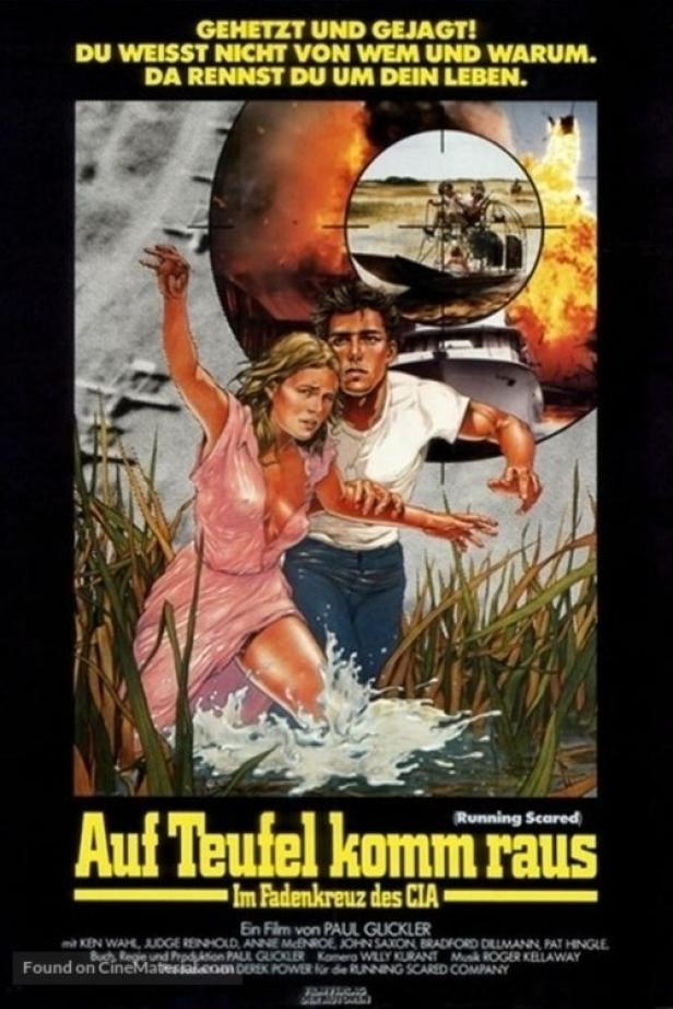 Ein Filmposter für „Auf Teufel komm raus“ zeigt ein Paar, das vor einem Hubschrauber flieht.