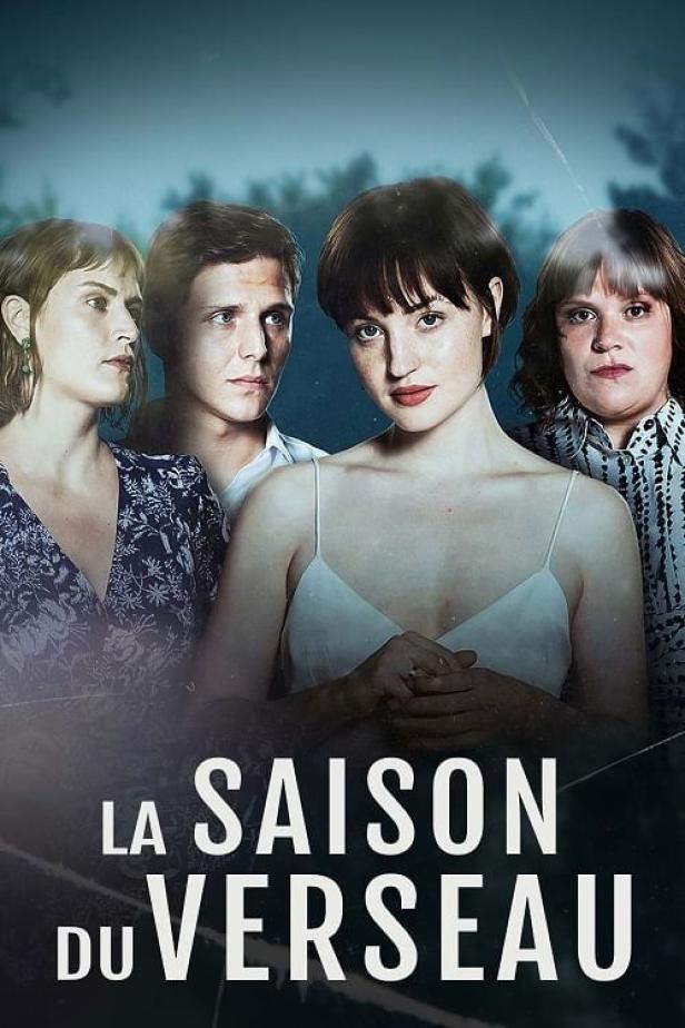 Das Filmplakat für „La Saison du Verseau“ zeigt vier junge Menschen vor einem dunklen Hintergrund.