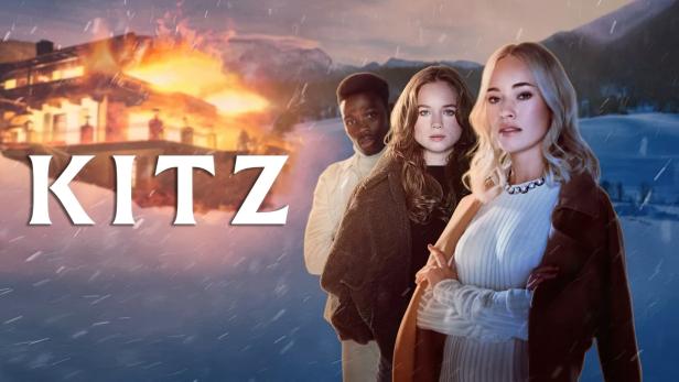 Das Filmplakat für „Kitz“ zeigt drei junge Menschen vor einem brennenden Chalet in den Bergen.